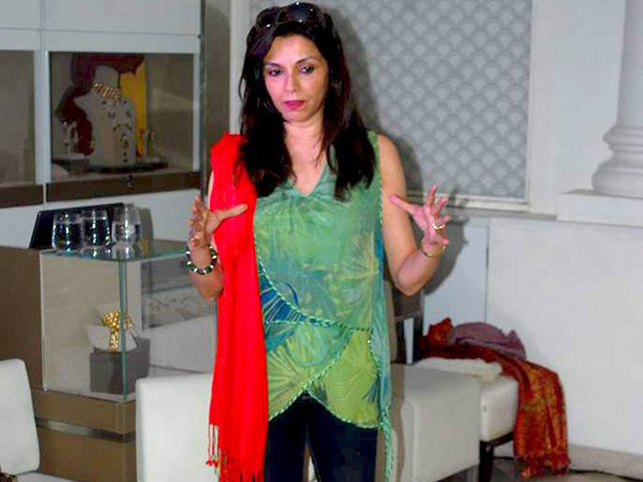 lilette dubey performs a play at zoya store 3