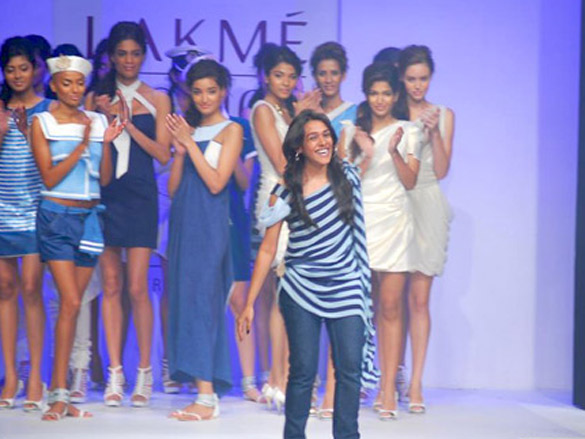 models walk the ramp at rimi nayaks show at lakme fashion week 2010 2