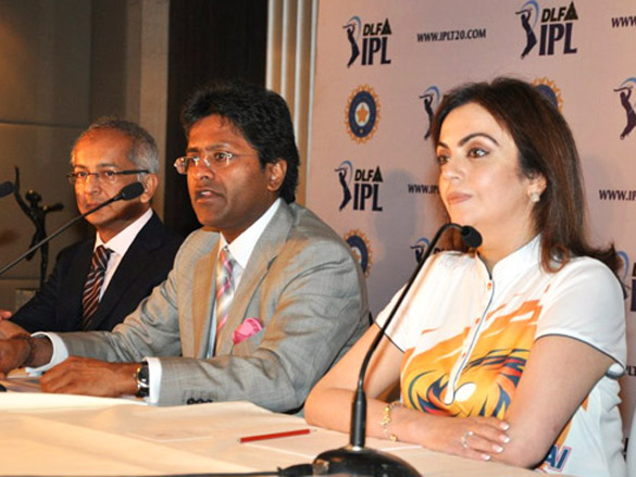 preity and shilpa shetty at ipl players auction 7
