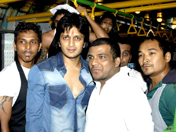 ritesh deshmukh launches khaugalli 4