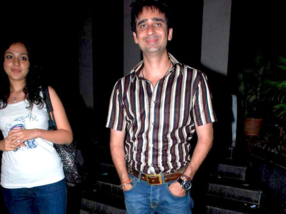 saif and kareena attend special screening of love sex aur dhokha 8