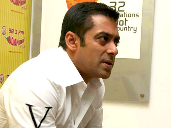 salman at 98 3 fm radio mirchis studio 3