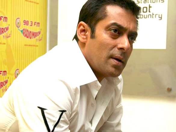 salman at 98 3 fm radio mirchis studio 5