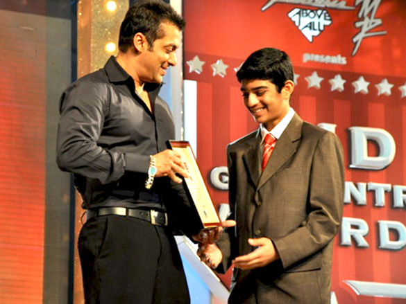 salman khan at cid gallantry awards nite 5