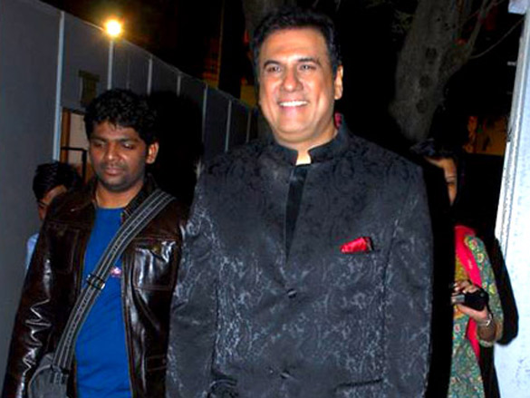shahrukh bipasha and malaika at dhoots sons wedding 28