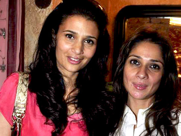 sharadha kapoor and rhea pillai at jade yes i care charity event 5