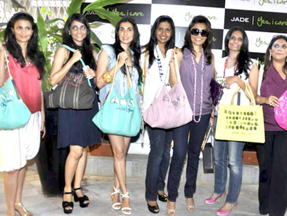 sharadha kapoor and rhea pillai at jade yes i care charity event 7