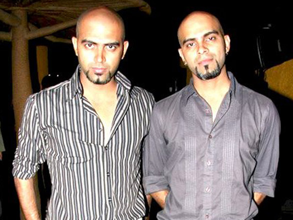 soha and kunal khemu grace airport performance at bonobo 8