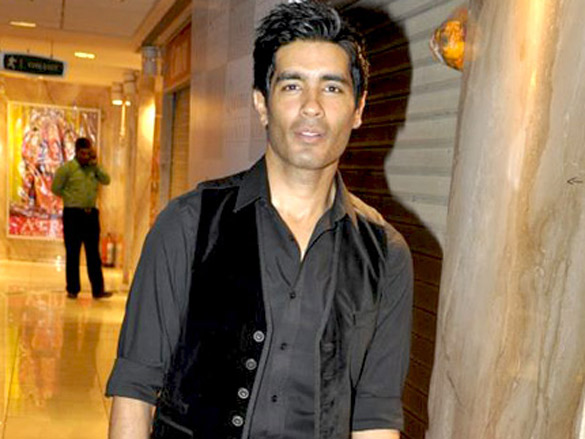 sushmita and lara dutta grace queenie dhodys giantti launch 12