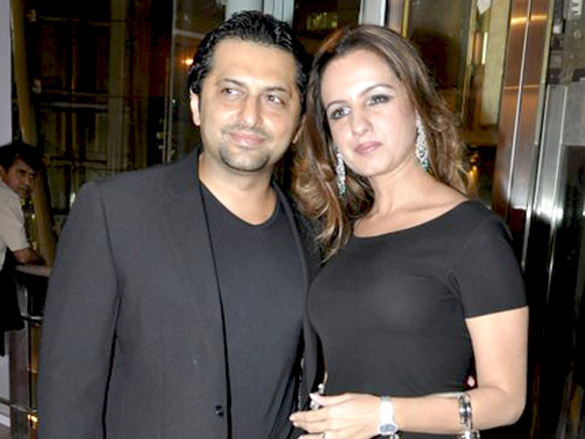 sushmita and lara dutta grace queenie dhodys giantti launch 30