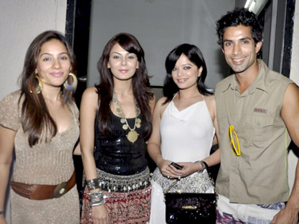 sushmita and wasim akram grace candice lubna asif vipul bday bash 6