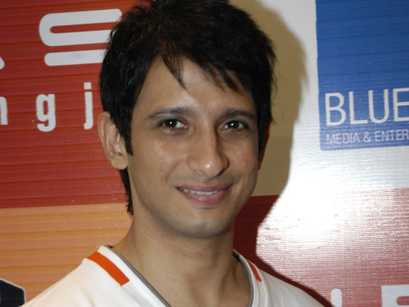 tabu and sharman joshi unveil libas summer collection 5