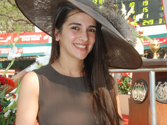 tara sharma and manasi scott at poonawala millionaire race 4