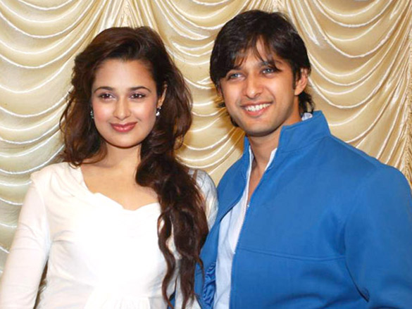 uvika and vatsal at hum log awards 8