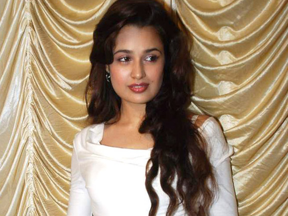 uvika and vatsal at hum log awards 9