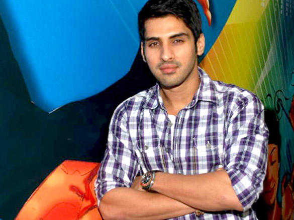 well done abbas starcast at radio city 91 1 fm 6