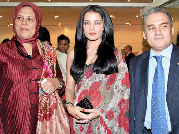 celina jaitly graces egyptian diplomats bollywood exhibition 4