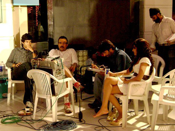 on the sets hide n seek