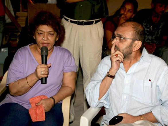 on the sets of mirch 11