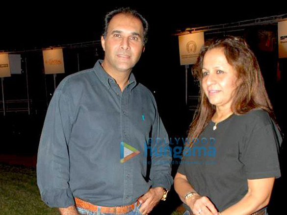 aanchal and shahwar at the opening of new racing season 8