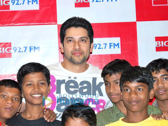 aftab and aamna promote aao wish karein on big fm 12