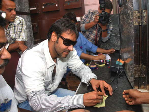 ajay devgan opens london dreams advance booking 4