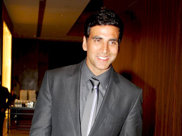 akshay kumar and katrina kaif at de dana dan media meet 3