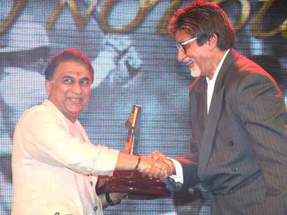 amitabh bachchan at the felicitation of gavaskar and vishwanath 4