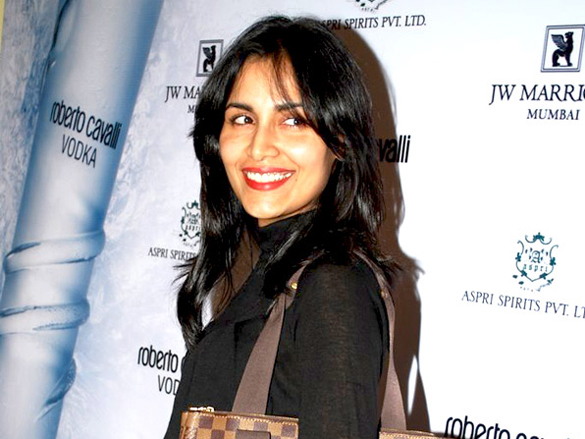 amrita rao unveils roberto cavalli vodka 25