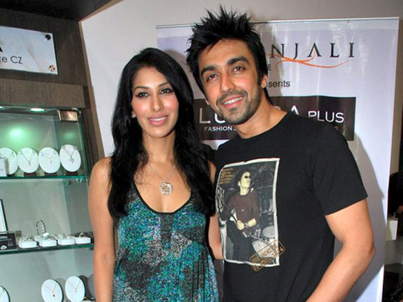 ashish chowdhry and sophie choudry promote daddy cool 9