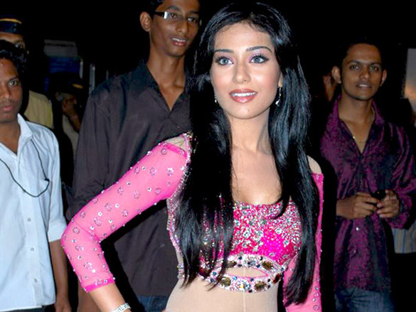 big baishwaryashahrukh and priyanka at umang 09 police show 17