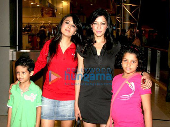 celebs moms grace puma gini jony event 4