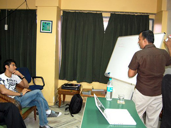 director mahesh nair of accident on hill road conducts filmmaking workshop 5