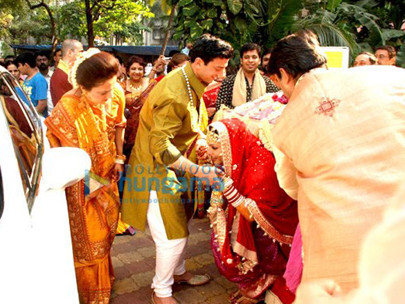 eesha koppikhar arrives in doli for her wedding 3
