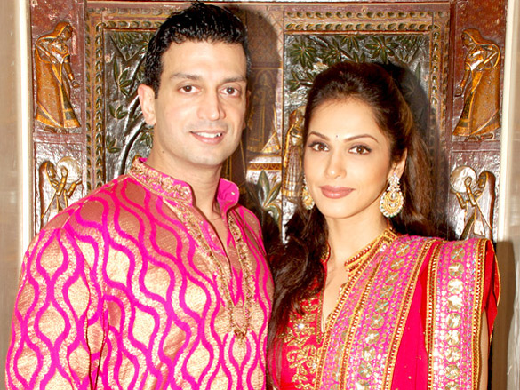 eesha koppikhars engagement with timmy narang 3