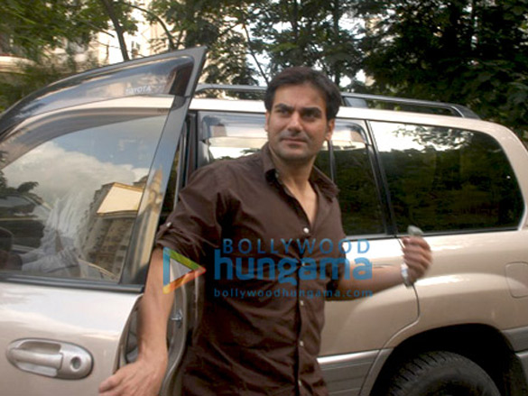 film kisaans promotion at reliance store 11