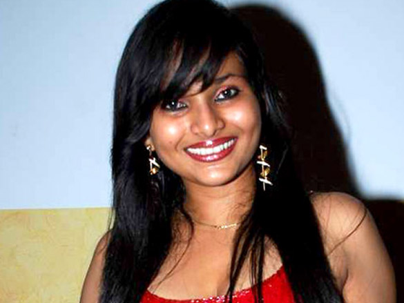 glamorous models at yuvraaj parashars birthday bash 8