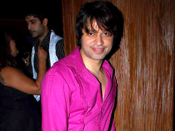 glamorous models at yuvraaj parashars birthday bash 14