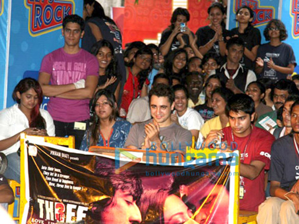 imran khan judges a dance contest at malhar fest 2
