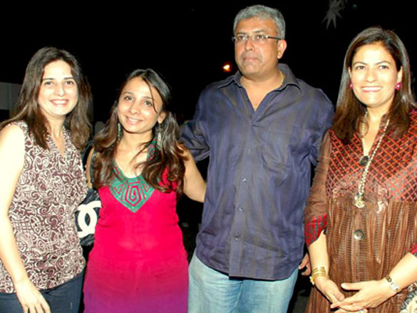 jackiegracy singh and anushka manchanda at kala ghoda festival 24