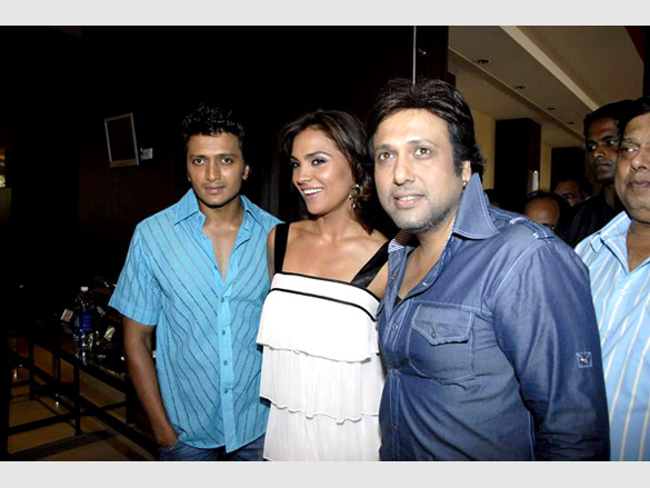 press meet of the film do knot disturb 22