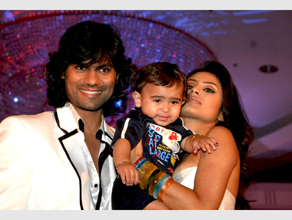 rakhi and tv celebs at the launch of pati patni aur woh 12