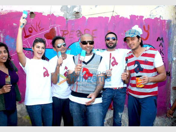 riteshjacqueline and sujoy ghosh paint aladin wall 2