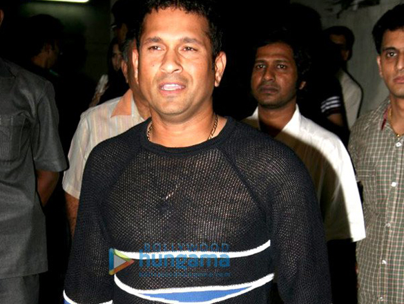 sachin tendulkar watches 3 idiots 6