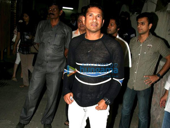 sachin tendulkar watches 3 idiots 8