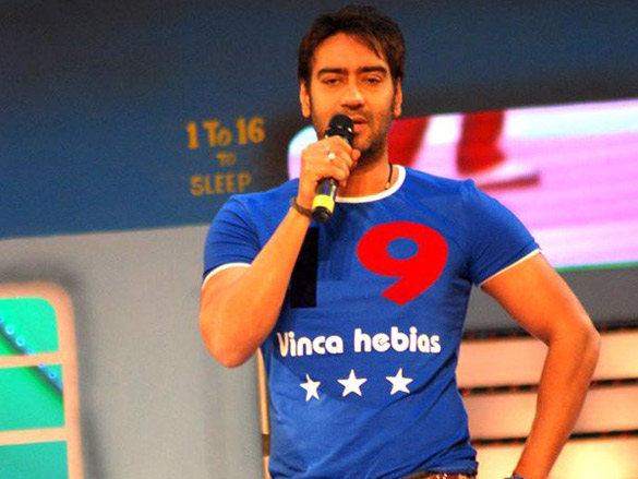 salmanajay and asin promote london dreams on sa re ga ma pa lil champs finale 6