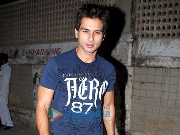 shahid and priyanka grace kaminey success bash 8