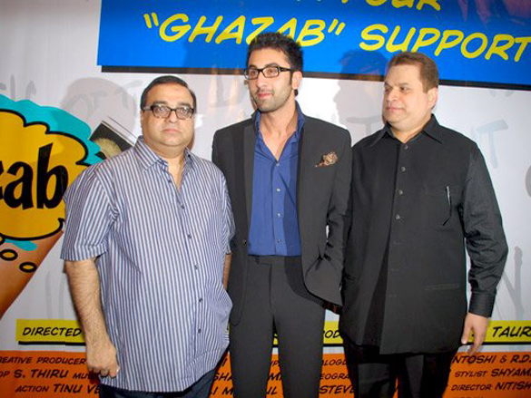 success party of ajab prem ki ghazab kahani 4