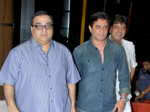 success party of ajab prem ki ghazab kahani 18