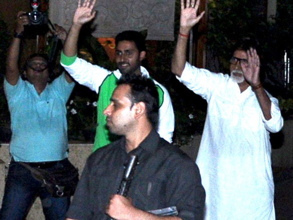 amitabh and abhishek bachchan spotted at jalsa 3